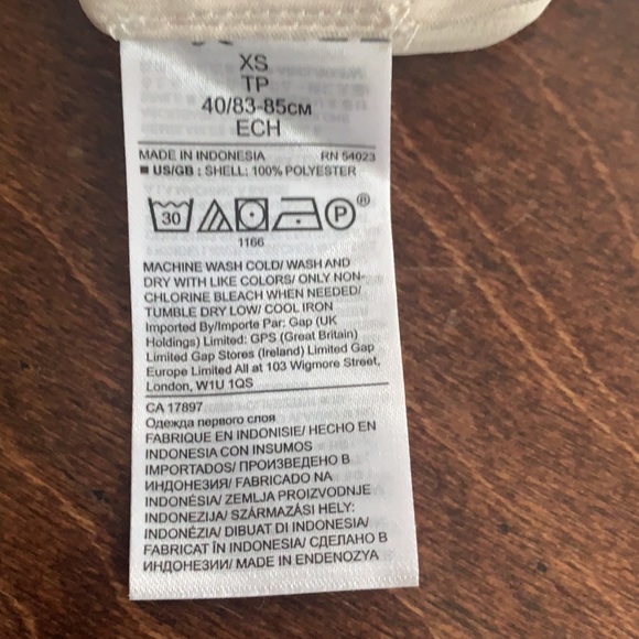 Banana Republic Cream Shirt XS - Picture 4 of 4